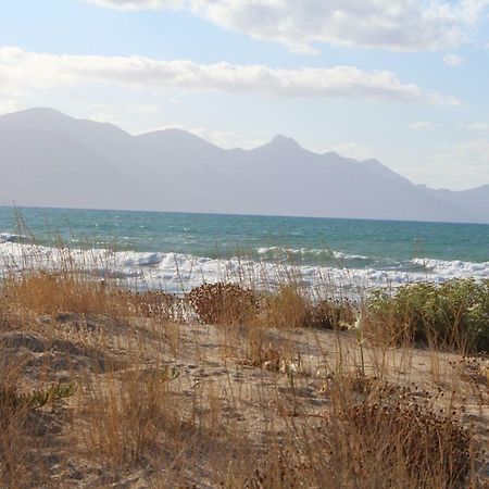 Acquamarina House On The Beach Apartment Alcamo Marina Bagian luar foto