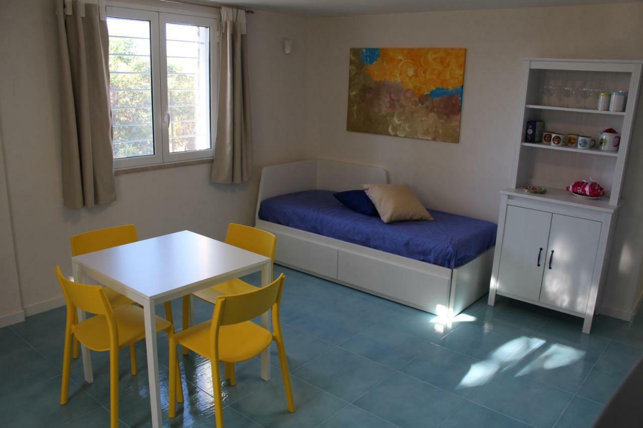 Acquamarina House On The Beach Apartment Alcamo Marina Bagian luar foto