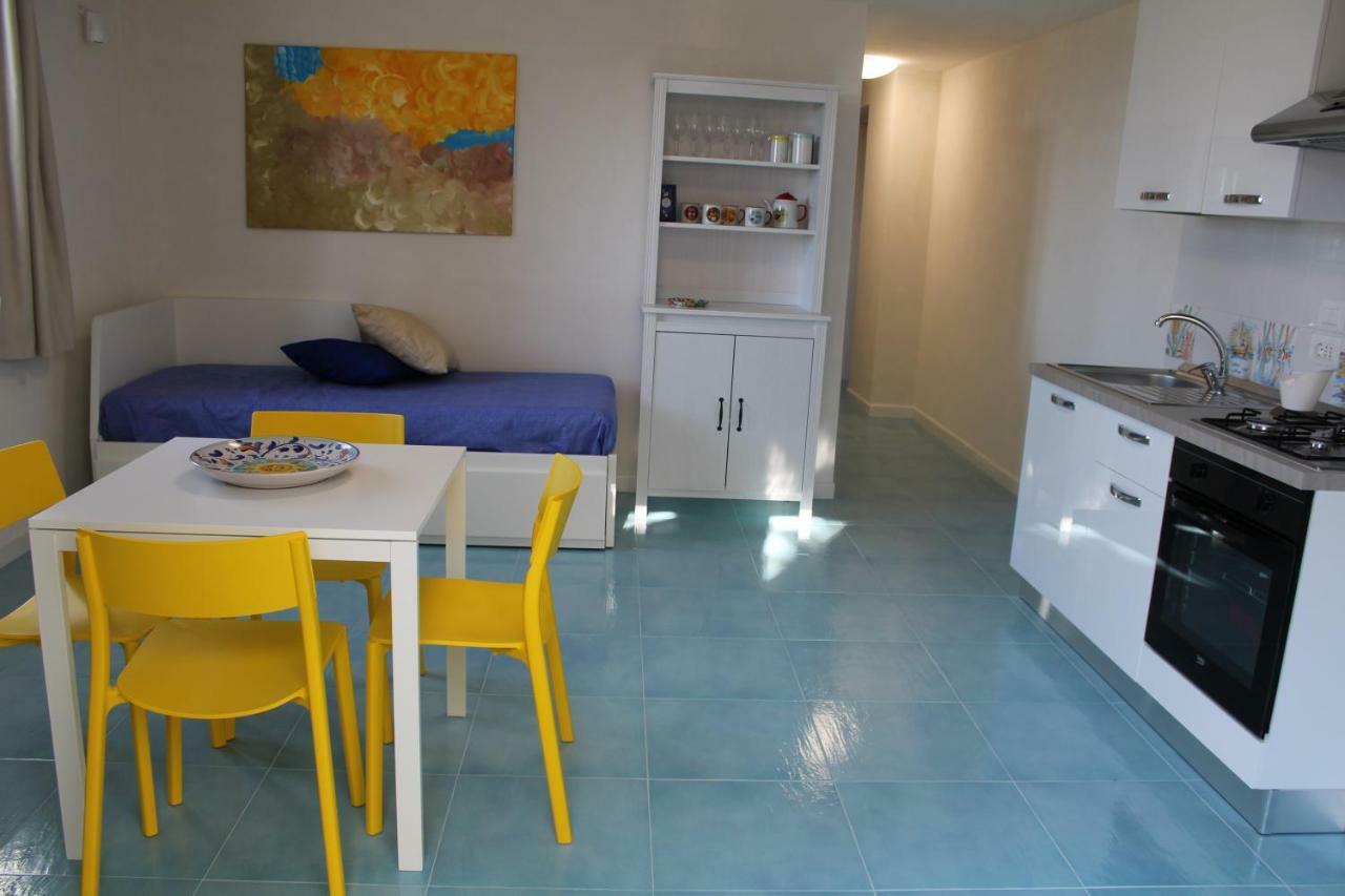 Acquamarina House On The Beach Apartment Alcamo Marina Bagian luar foto